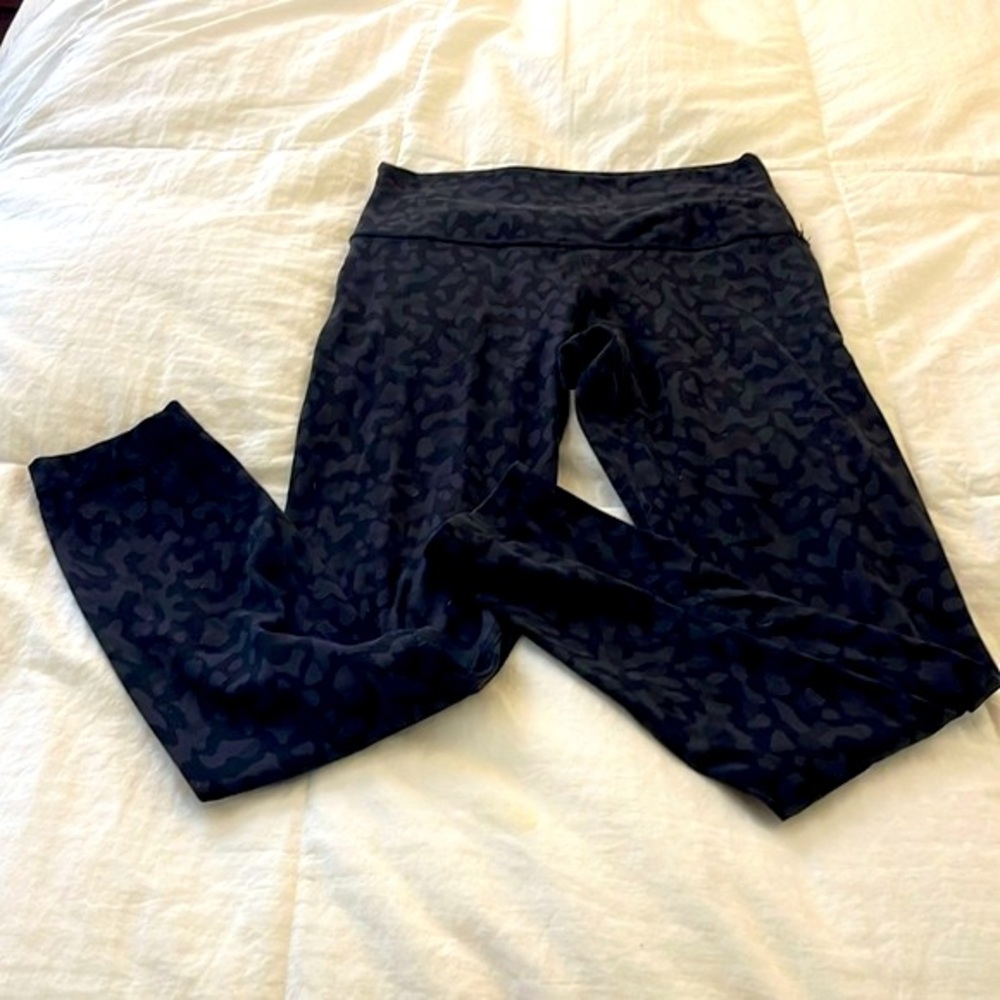 Lululemon Align Leggings - animal print - size 6